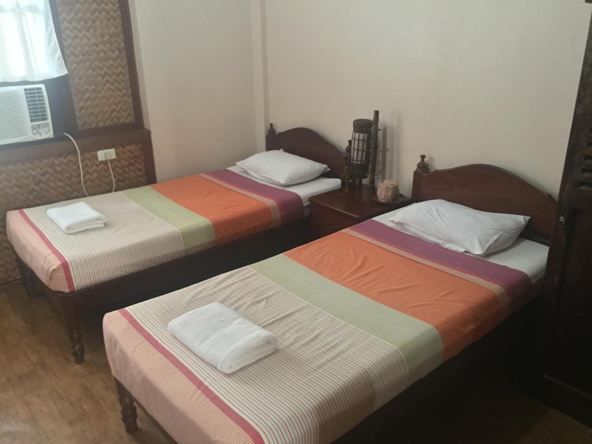 Pagdayon Traveler'S Inn Puerto Princesa ภายนอก รูปภาพ